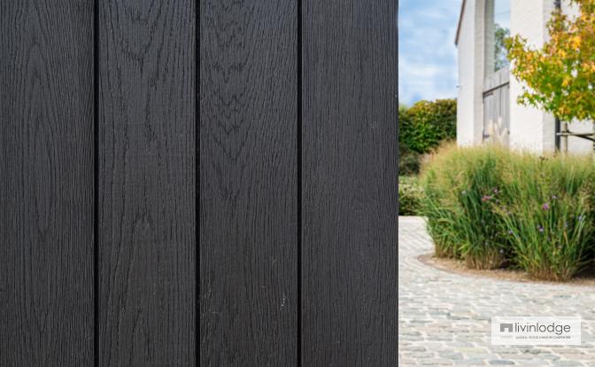 Gate in brushed and oiled thermo ash Gate in brushed and oiled thermo ash