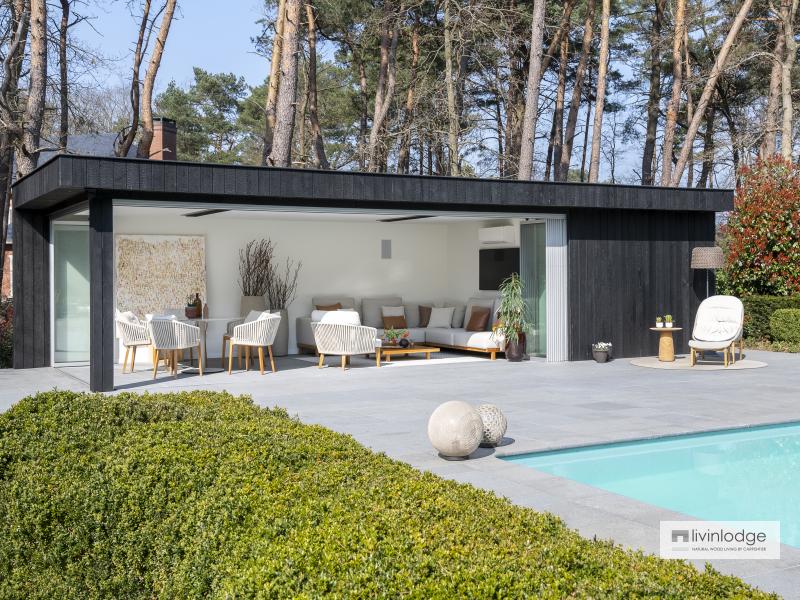 Moderne poolhouse voorzien van alle comfort Moderne poolhouse voorzien van alle comfort