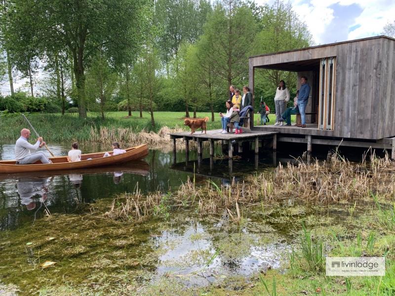 Lake Cabin in eiken, regio Brugge Lake Cabin in eiken, regio Brugge