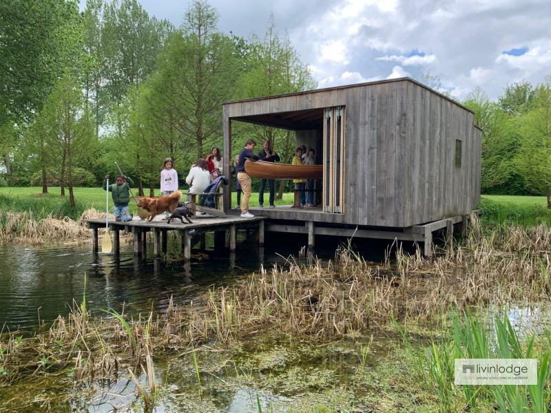 Lake Cabin in eiken, regio Brugge Lake Cabin in eiken, regio Brugge