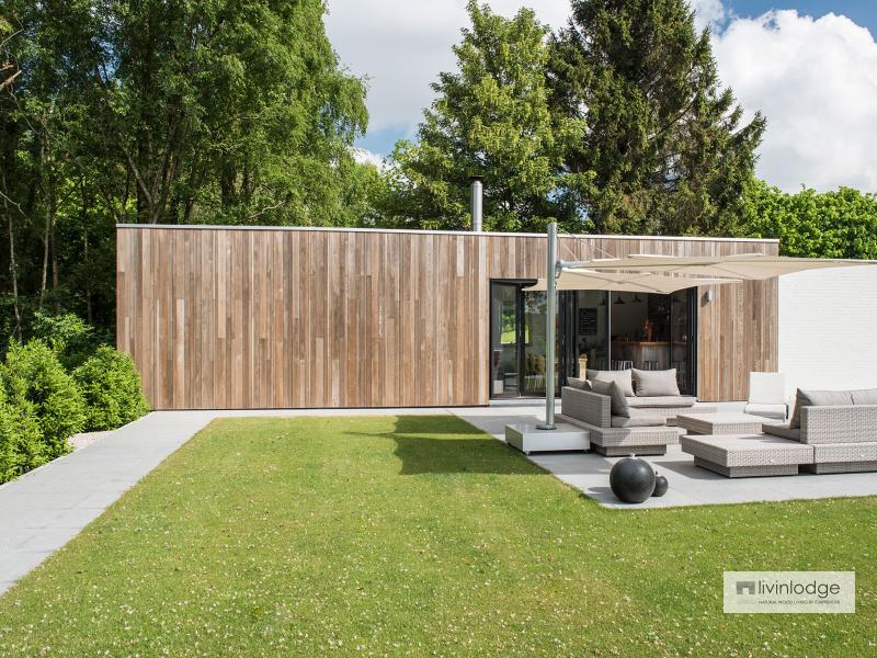 Moderne poolhouse met hobbyruimte te Tielt | houten bijgebouwen op maat Moderne poolhouse met hobbyruimte te Tielt | houten bijgebouwen op maat