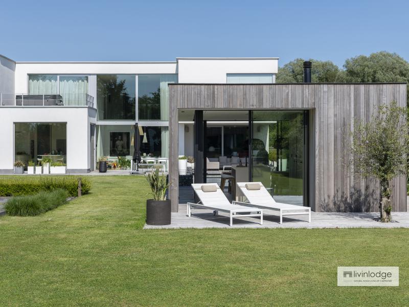 Moderne poolhouse met luxe uitstraling Moderne poolhouse met luxe uitstraling